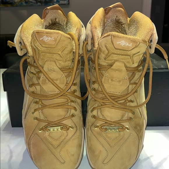 Lebron 12 - Wheat - Size 12 - Picture 2 of 5
